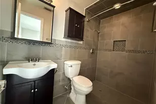 995 Sweetbrier Dr, Deltona, FL 32725 - Photo 13