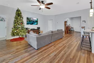 1635 6th Ave, Deland, FL 32724 - Photo 5