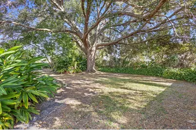 991 Centennial Avenue, Deltona, FL 32738 - Photo 25