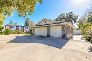 935 Big Tree Rd, South Daytona, FL 32119 - Photo 57