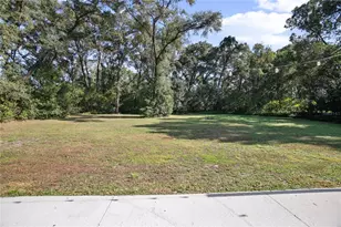 1219 N Ridgewood Ave, Deland, FL 32720 - Photo 29