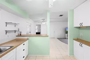 121 Bent Oak Ct, Sanford, FL 32773 - Photo 11