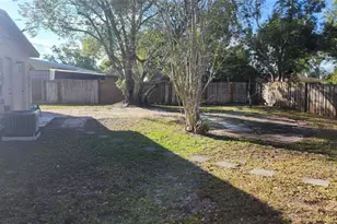 788 Halstead St, Deltona, FL 32725 - Photo 29