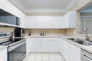 4849 Cypress Woods Dr, Orlando, FL 32811 - Photo 5