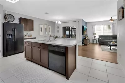 813 Oak Hollow Loop, Deland, FL 32724 - Photo 3