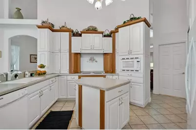 19 Cleveland Court, Palm Coast, FL 32137 - Photo 13