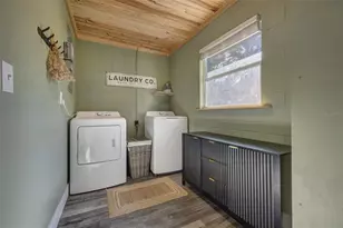 1108 E Winnemissett Ave, Deland, FL 32724 - Photo 23