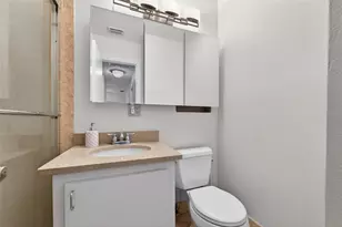 2100 S Peninsula Dr, Daytona Beach, FL 32118 - Photo 9