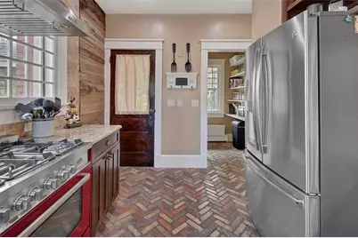 624 N Orange Avenue, Deland, FL 32720 - Photo 13