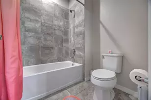 2401 Oxmoor Dr, Deland, FL 32724 - Photo 33