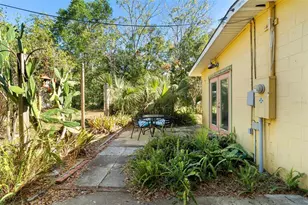 205 E Kentucky Ave, Deland, FL 32724 - Photo 9