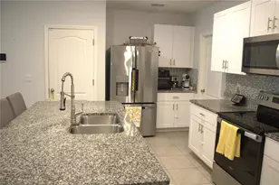 410 Lady Bella Pl, Deland, FL 32724 - Photo 7