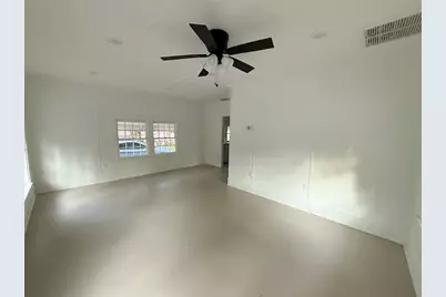 221 N Sans Souci Avenue, Deland, FL 32720 - Photo 3