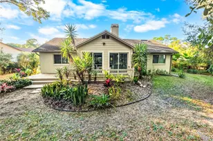 705 Falling Leaf Ct, Deland, FL 32724 - Photo 11