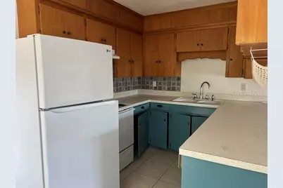 145 W Minnesota Avenue #E2, Deland, FL 32720 - Photo 5