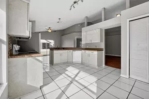 233 S Aberdeen Cir, Sanford, FL 32773 - Photo 39