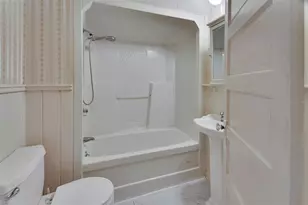 518 N Adelle Ave, Deland, FL 32720 - Photo 23