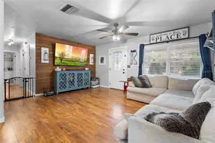 120 E Holly Dr, Orange City, FL 32763 - Photo 7