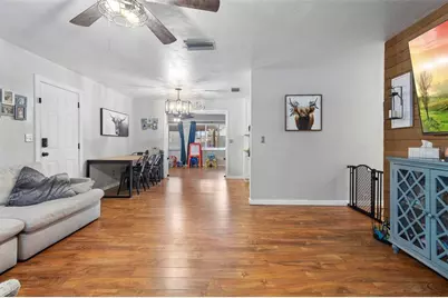 120 E Holly Drive, Orange City, FL 32763 - Photo 9