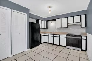 3211 Overdale St, Deltona, FL 32738 - Photo 9