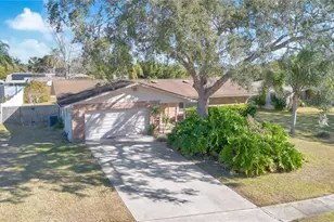 671 Tumblebrook Dr, Port Orange, FL 32127 - Photo 1