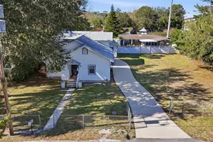 839 4th St, Port Orange, FL 32129 - Photo 1