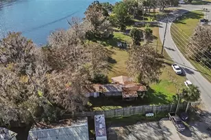 55512 Front St, Astor, FL 32102 - Photo 13