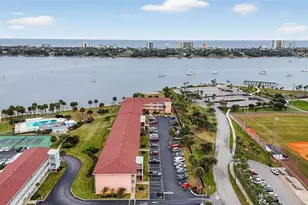 721 S Beach St, Daytona Beach, FL 32114 - Photo 31