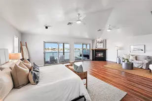 14215 N Bayshore Dr, Madeira Beach, FL 33708 - Photo 15