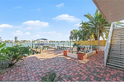 14215 N Bayshore Drive, Madeira Beach, FL 33708 - Photo 23