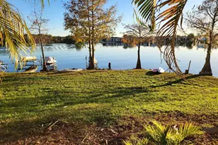 550 Orange Dr, Altamonte Springs, FL 32701 - Photo 1