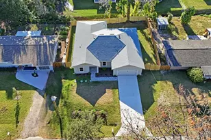 402 Oliver Dr, New Smyrna Beach, FL 32168 - Photo 45