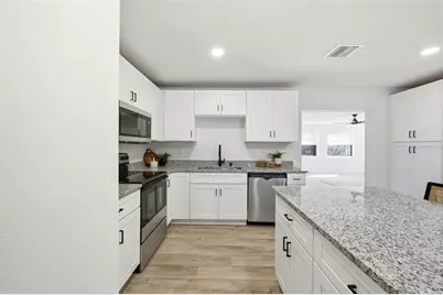 516 S Park Avenue, Orange City, FL 32763 - Photo 5