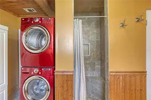 8 E Magnolia Ave, Port Orange, FL 32127 - Photo 33