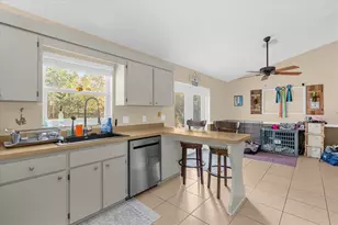 411 Cherry Tree St, Eustis, FL 32726 - Photo 7