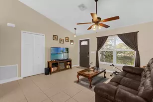 411 Cherry Tree St, Eustis, FL 32726 - Photo 5