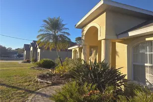 2498 Rusk Ct, Deltona, FL 32738 - Photo 5