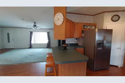 28515 Poinsettia Avenue, Paisley, FL 32767 - Photo 5