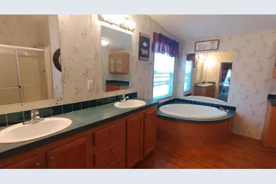 28515 Poinsettia Avenue, Paisley, FL 32767 - Photo 11