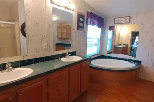 28515 Poinsettia Ave, Paisley, FL 32767 - Photo 11