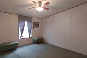 28515 Poinsettia Ave, Paisley, FL 32767 - Photo 13