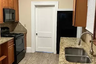 419 W Wisconsin Ave, Deland, FL 32720 - Photo 7