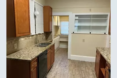 419 W Wisconsin Avenue, Deland, FL 32720 - Photo 9