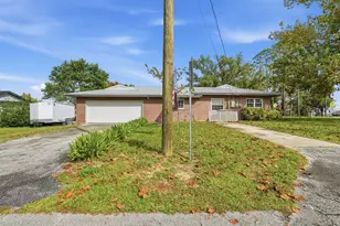 930 N Amelia Ave, Deland, FL 32724 - Photo 35