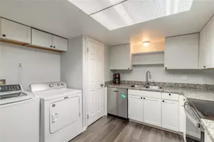 426 Banana Cay Dr, South Daytona, FL 32119 - Photo 9