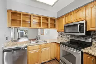 903 W Millard Ct, Daytona Beach, FL 32117 - Photo 9