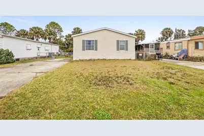 122 Leisure World Drive N, Debary, FL 32713 - Photo 1