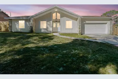 4044 Rose Petal Lane, Orlando, FL 32808 - Photo 1