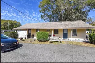 1757 N Woodland Blvd, Deland, FL 32720 - Photo 9