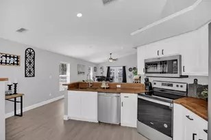 7220 Lake Dr, Sanford, FL 32771 - Photo 13